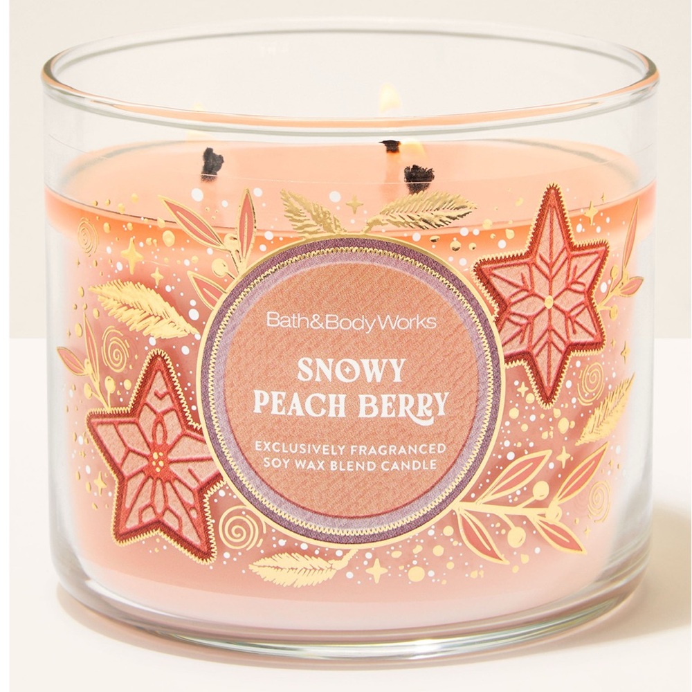 BBW Snowy Peach Berry 3 wick candle